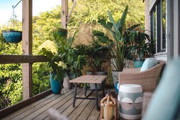 هتل آپارتمان Cruz Bay Tropical Condo