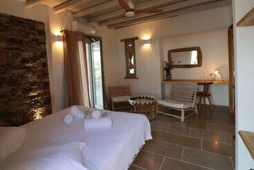 Отель Anapnoe Resort By Paroskite