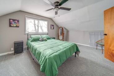 별장 Modern Garfield Heights Home: 13 Mi To Cleveland!