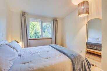 بيت ريفى Port Townsend Escape W/ Deck, Bay & Mountain Views