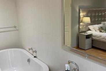 تختخواب و صبحانه Boutique@milner Guesthouse