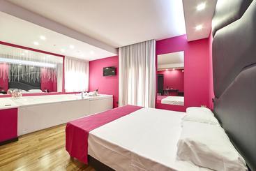 فندق Style Caserta