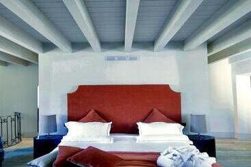 茅舍 Podere Castel Merlo Resort