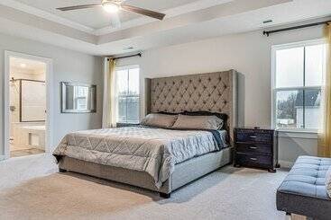 بيت ريفى Bright Plainfield Home ~ 14 Mi To Indianapolis!