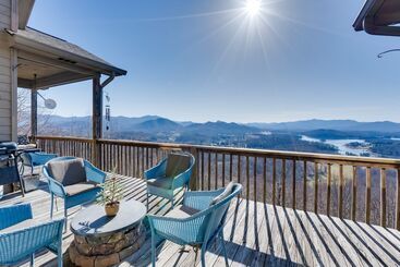 קוטג'' Hayesville Home W/ Hot Tub + Mountain Views!