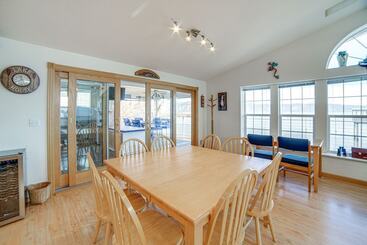 コテージ North Lakeport Home On Clear Lake: Boat + Unwind!