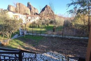 פנסיון Kastraki House With A View