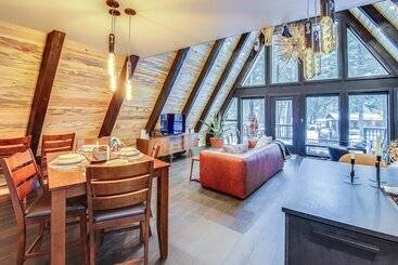 Сельский дом Stunning A Frame Cabin, Steps To Clark Fork River