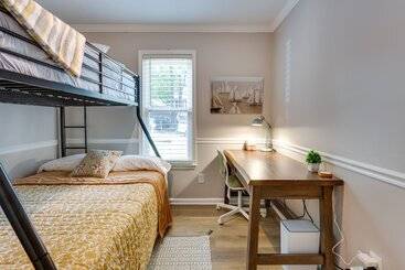 茅舍 Charming Alpharetta Home W/ Spacious Yard!