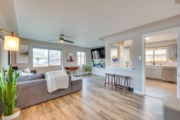 별장 Dog Friendly Arvada Retreat W/ Fenced In Yard!