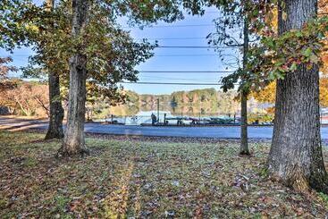 コテージ Spacious Duluth Home W/ Lake View & Fire Pit