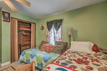 별장 Fairburn Area Home W/ Deck ~ 20 Mi To Atlanta
