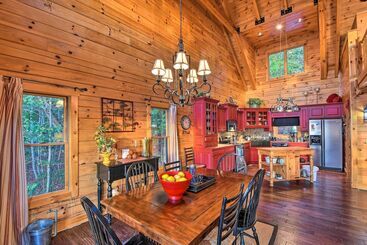 별장 Large Luxe Cabin W/hot Tub 16mi To Blue Ridge