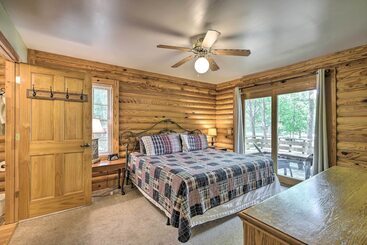 별장 Pet Friendly Lake Oconee Cabin W/ Boat Dock!
