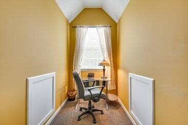 별장 Spacious Fairburn Home: 1 Mi To Cedar Grove Lake!