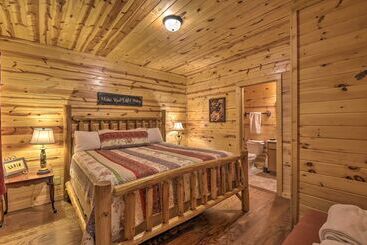 بيت ريفى The Wishing Well Cabin W/ Pool Table & Firepit!