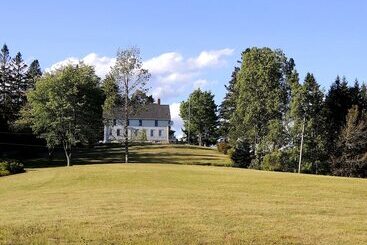 مبيت وإفطار Chandler River Inn