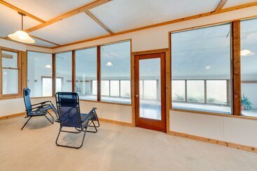 بيت ريفى Historic Wisconsin Retreat On 26 Acre Property!