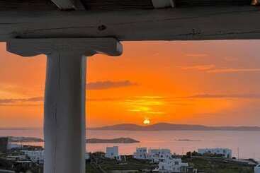 هتل Nomia Sunset Suites Mykonos