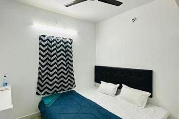 پانسیون Salt Life Beach Resort Private Villa For Group Stay