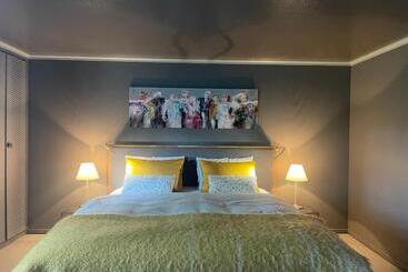 住宿加早餐  Bed,beet&breakfast „ds Aute Pfarrhuus“