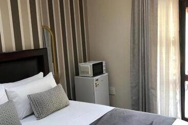 بنسيون Serene Guesthouse