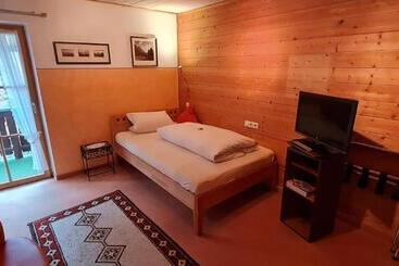 ベッドアンドブレックファースト Gästehaus Unruh