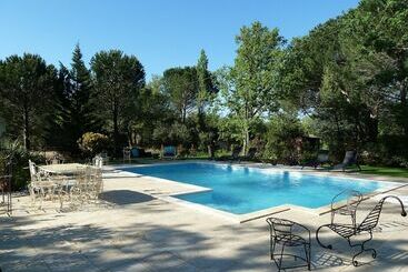 Bed and Breakfast La Maison De La Cigale