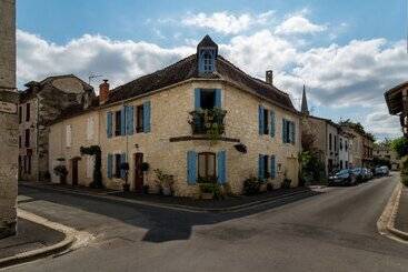 住宿加早餐  Maison D Angle   In The Historical District