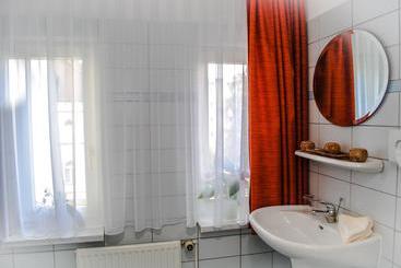 Garni Eden Hotels