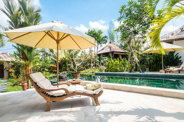 Villa Tibu Indah