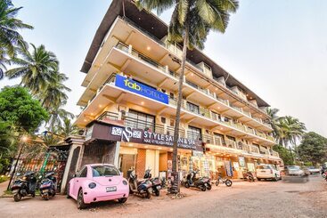 Отель Peninsula Beach Resort By Fab