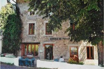 مبيت وإفطار Auberge Du Précontent