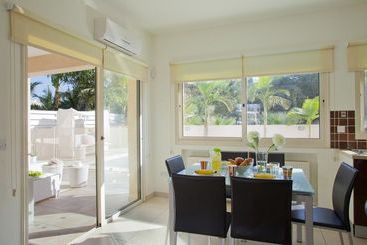 Michelle Pernera Villas