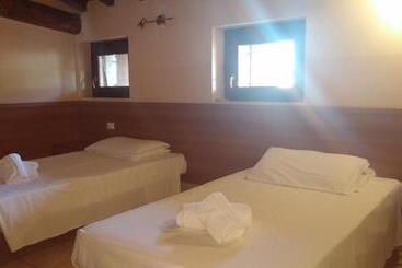 ベッドアンドブレックファースト Albergo Dell Angelo