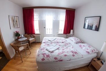 پانسیون Akurinn Guesthouse
