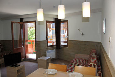 Residence Britania Cles Blanches