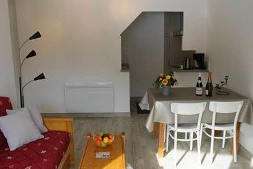 Residence Britania Cles Blanches