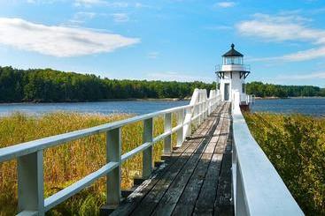 تختخواب و صبحانه Kennebec Inn