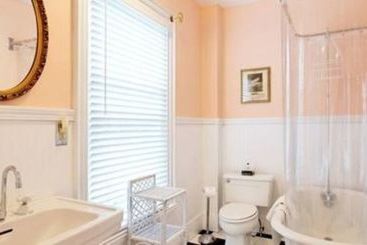 تختخواب و صبحانه Kennebec Inn