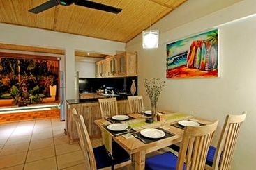 Lembongan Sanctuary Villas
