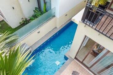 펜션 Ultra Luxury Villa Bali