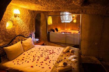 هاستل Unicorn Cave