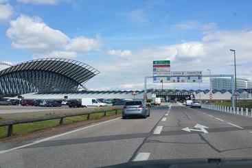 هتل F1 Lyon Isle D Abeau Ouest St Exupery