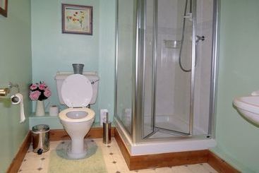 Отель Tyddyn Chambers B&b