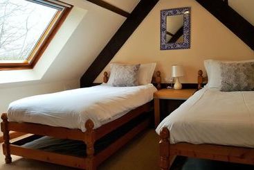 پانسیون Nant Yr Onnen B&b And Ysgubor Holiday Cottage