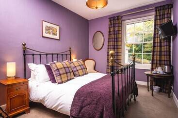 The Oakhill Inn