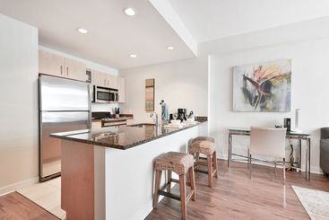 Global Luxury Suites At West End