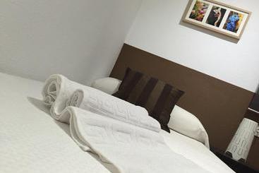مسافرخانه Ch Otello Rooms I   Madrid