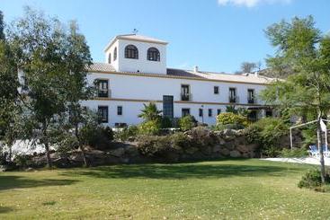 هتل Cortijo Puerto El Peral